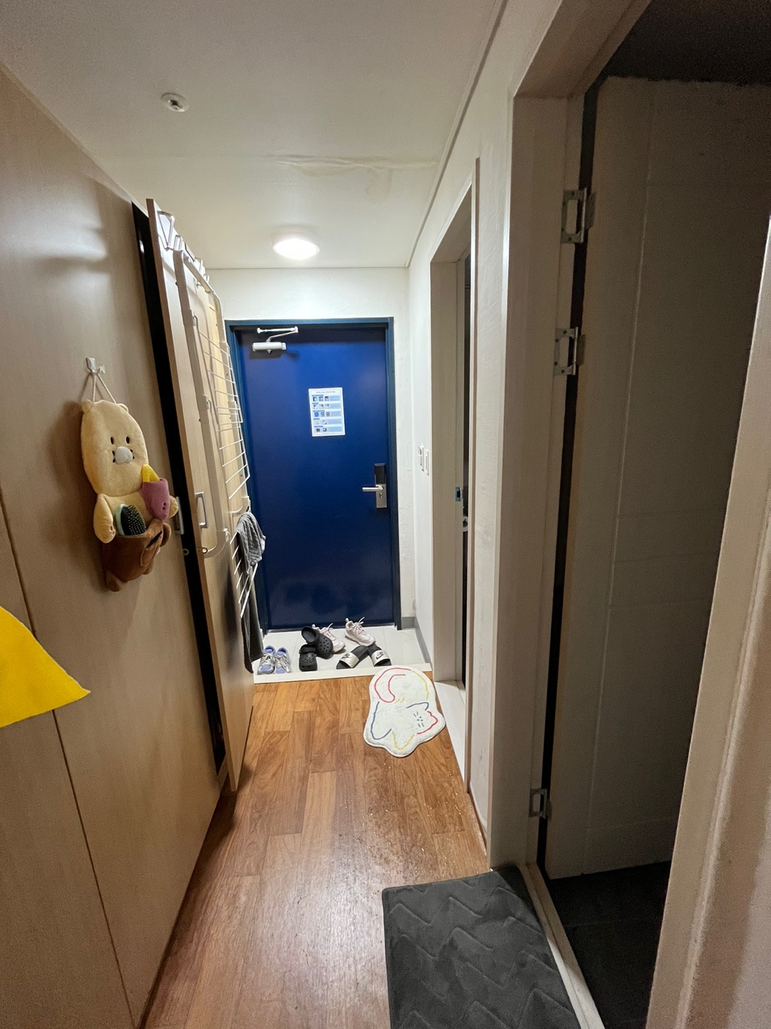 6호관 E동 433호 천장에서 물이 셉니다