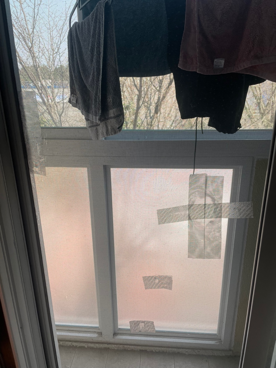 A동 206호 방충망 수리 부탁드립니다.