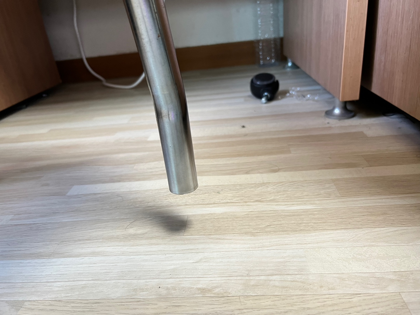 4호관 a동 의자 수리신청