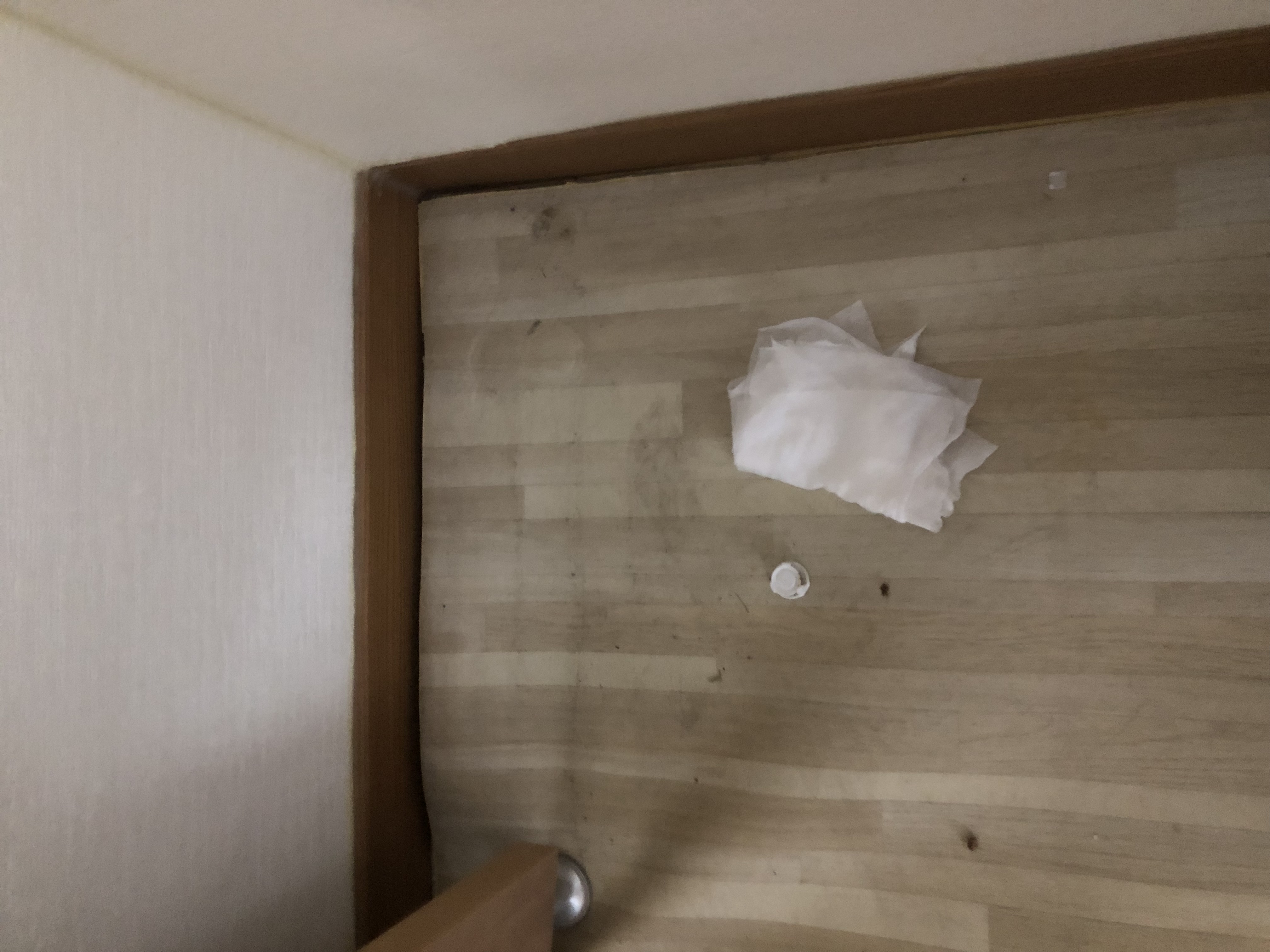 4호관 B동 117호 수리 요청 드립니다 !