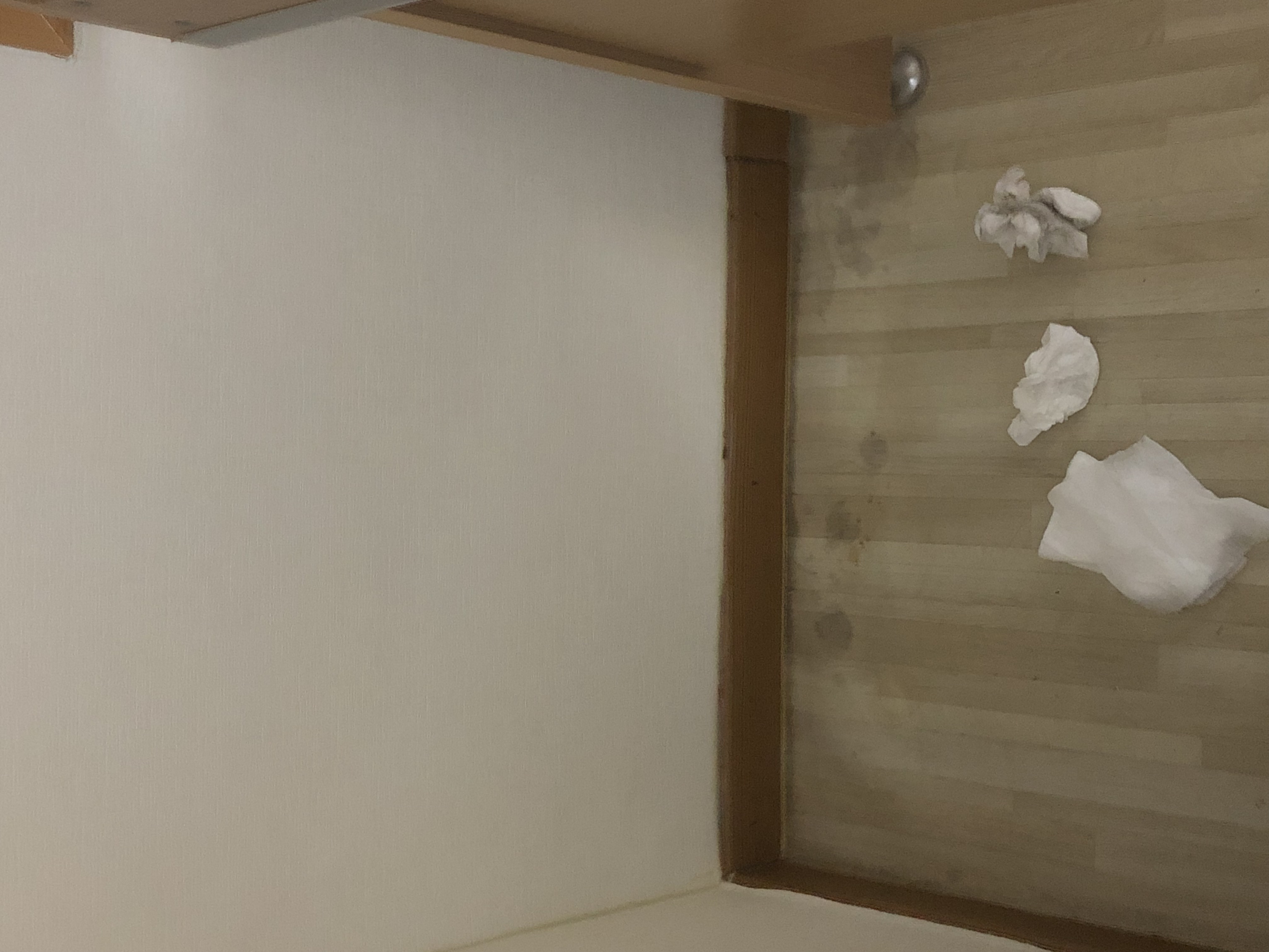 4호관 B동 117호 수리 요청 드립니다 !